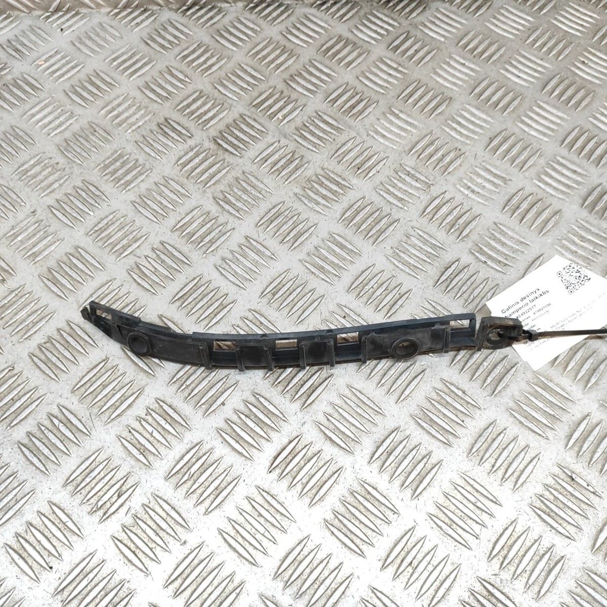 ※ハッピー MERCEDES-BENZ B W246 Staffa paraurti posteriore destro