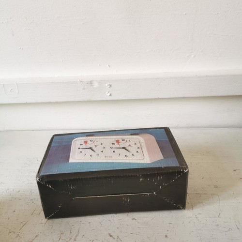 Insa Analog Chess Clock Made in Yugoslavia Cream/White Bakelite Case, boxed - Picture 11 of 11