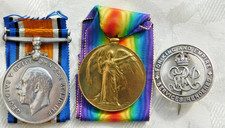 WW1 7th LONDON REGIMENT POW PRISONER SILVER WAR BADGE + MEDAL PAIR - EDWARDS