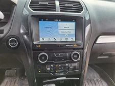 2016-2019 Ford Explorer Used Climate Control Rear Console 3483665