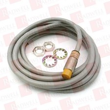 OMRON E2E-X5ME1-G 2M / E2EX5ME1G2M (NEW NO BOX)