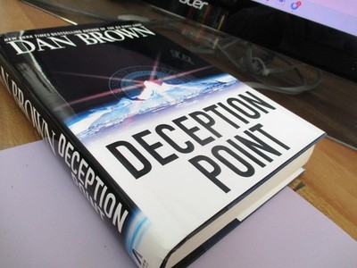 Deception Point used book by Dan Brown