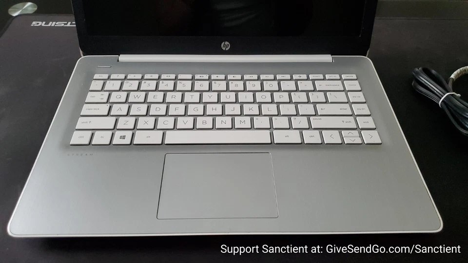 Portátil HACKERS, HP Stream 14-ds0030nr 14 pulgadas (32 GB, AMD A4 doble núcleo, 1,50 GHz Foto 2 de 4