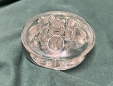 Vintage Szklany kwiat Żaba Przezroczyste szkło 11 otworów Kwiatowy uchwyt na łodygę ~ średnica 3,5 cala