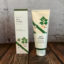 [US seller] ROUND LAB Mugwort Calming Cleanser - full size 150ml