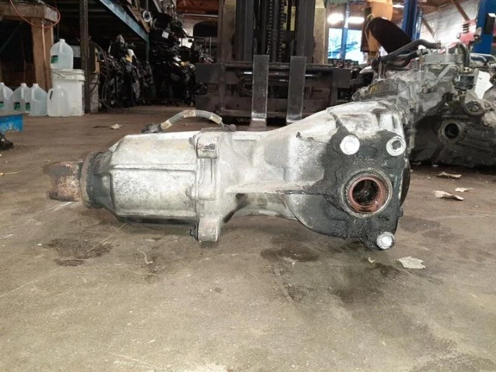 2005-2007 Mercury Mariner Rear Axle Differential Carrier OEM - Изображение 2 из 4