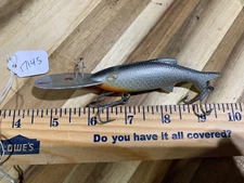 Vintage unknown fishing lure (17145)
