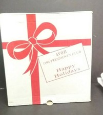 Lot de 4 assiettes à dessert Avon President Club 1994 cadeau vacances hiver cheval traîneau -