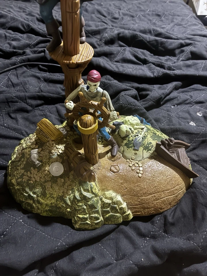 2005 Pirates Of The Caribbean Lamp Disney Captain Jack Sparrow Black Pearl - Image 2 of 4