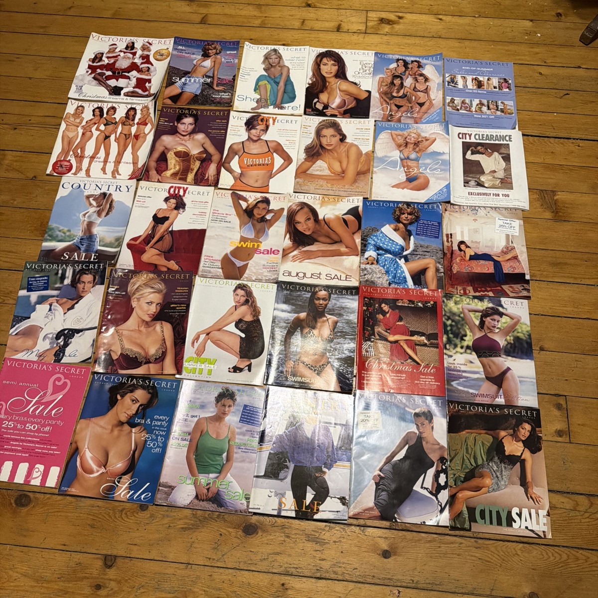 ＶＩCＴＯＲＩＡ'Ｓ　ＳＥCＲＥＴカタログ（1997年夏LONDON） Lot of 30 Victoria's Secret 1997 Only Catalog Swimsuit Lingerie