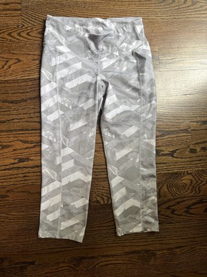 Old navy Mid-Rise Compression capri leggings size S P grey