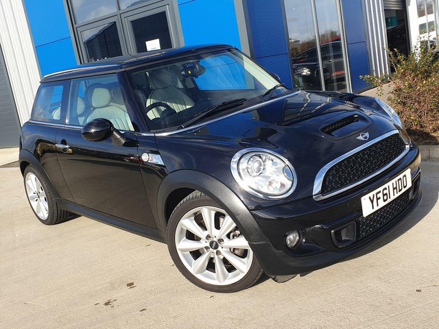 mini cooper door speakers