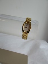 montre vintage rodania métal doré