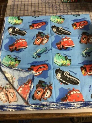 Handmade Disney Pixar Cars Vivero blankets & Throws