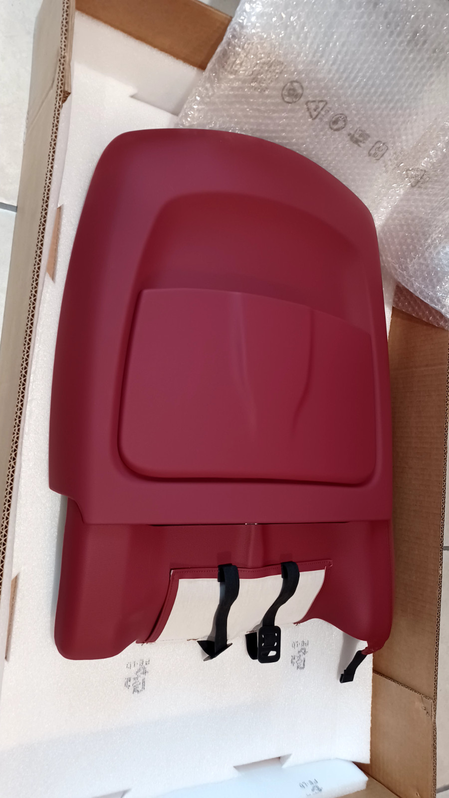 authentic seatback for RH Maserati  RED BRANDNEW 2016 SQ4 Quattroporte 673003424