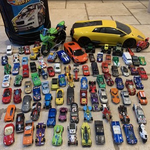 100 toy cars