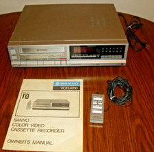 Vintage Sanyo Beta VCR4010 Video Cassette Recorder 1985 - Powers On Needs Repair