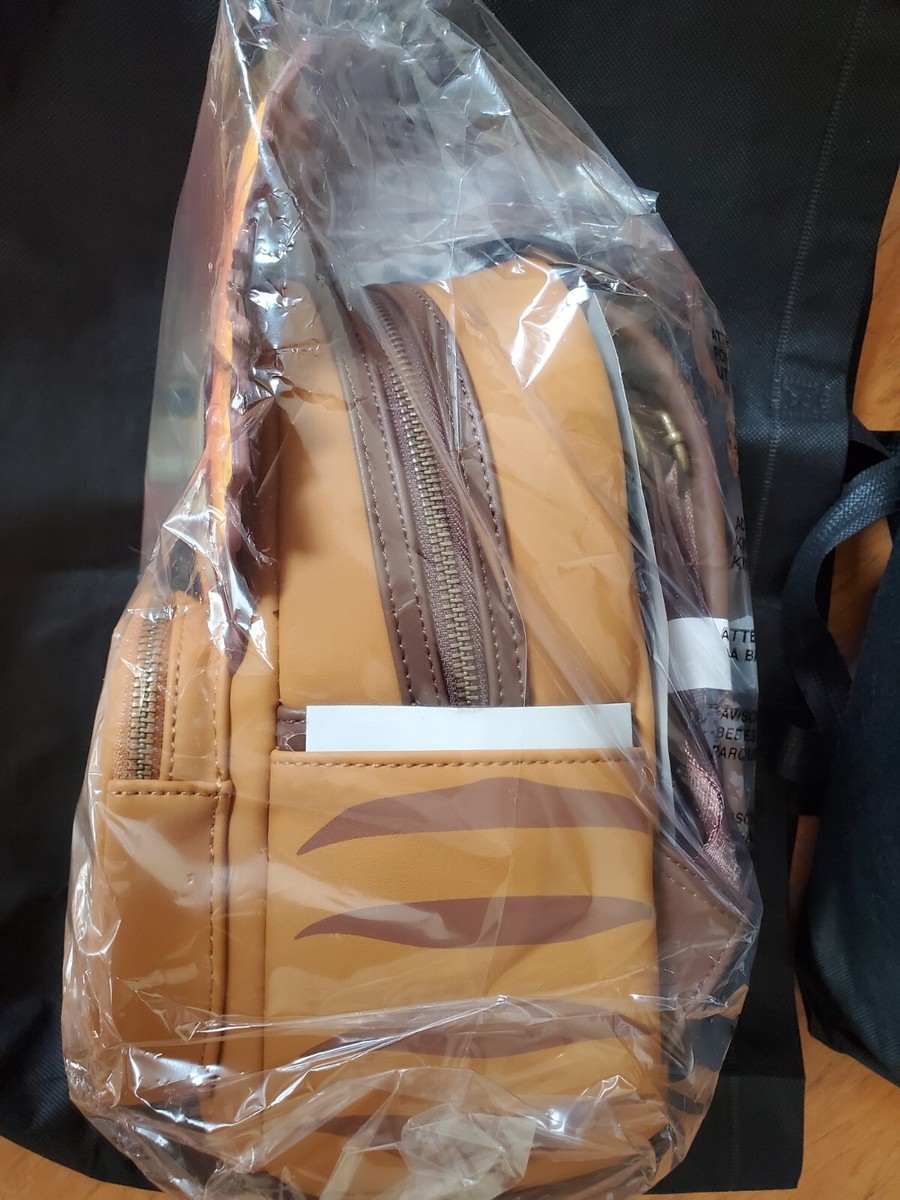 NWT Loungefly Fantastic Beasts ZOUWOU light up mini backpack & Newt Funko CHARM! s-l400.jpg main image 4