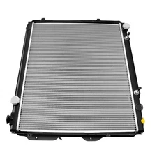 Radiator For Toyota Tundra 2000 01-2005 V8 4.7L Standard & Extended Cab  2000-06