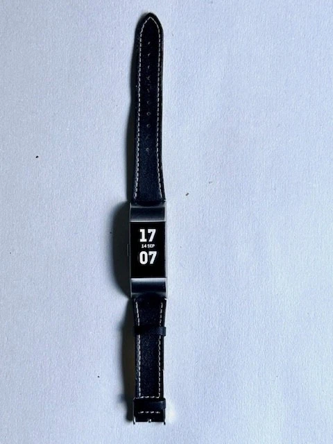 Fitbit Charge2 Fitness Tracker Herzfrequenzm. Riss Display Ladekabel Ladestecker - Bild 3 von 4