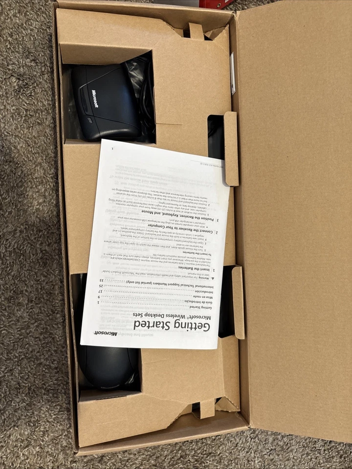 Microsoft M7A-00001 Wireless Optical Desktop 700 Wireless Keyboard & Mouse - Image 4 of 4