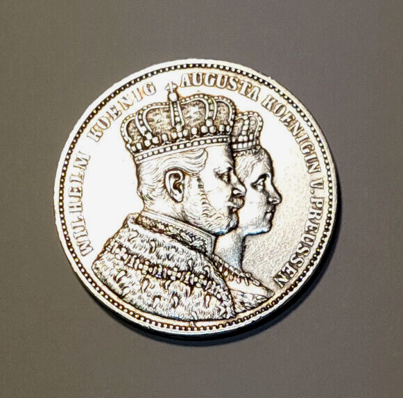 Foto 1 di 2