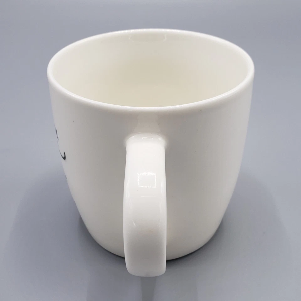 Caneca Pray Hope and Don't Worry Padre Pio citação religiosa copo branco Everyday Grace - Imagem 2 de 4