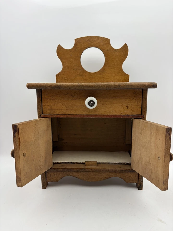 Mueble de muñeca de madera rústico vintage miniatura tocador tocador vendedor muestra Foto 3 de 4