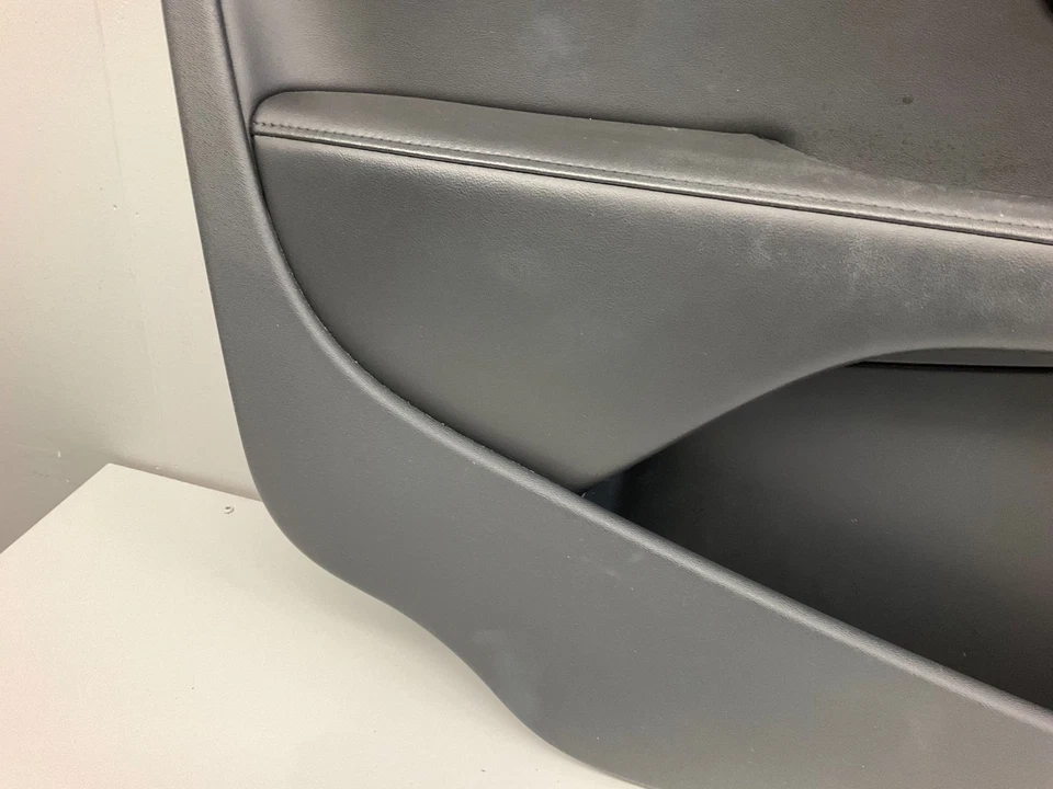 07-16 Volvo S80 V70 XC70 Left Front Black Interior Door Panel 39863026 - Image 3 of 4