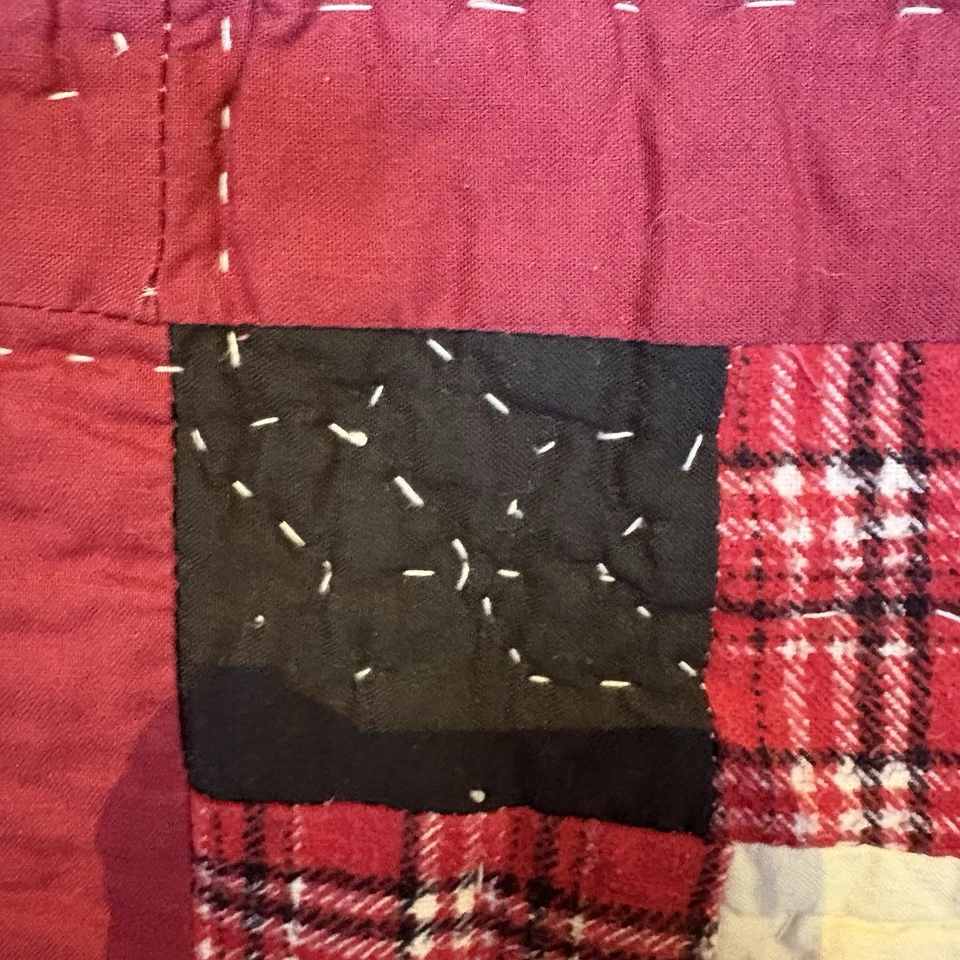 VTG Woolrich Black Bear Quilt Double Queen Size 88x86" Red Plaid Cabin Rustic - Image 3 of 4