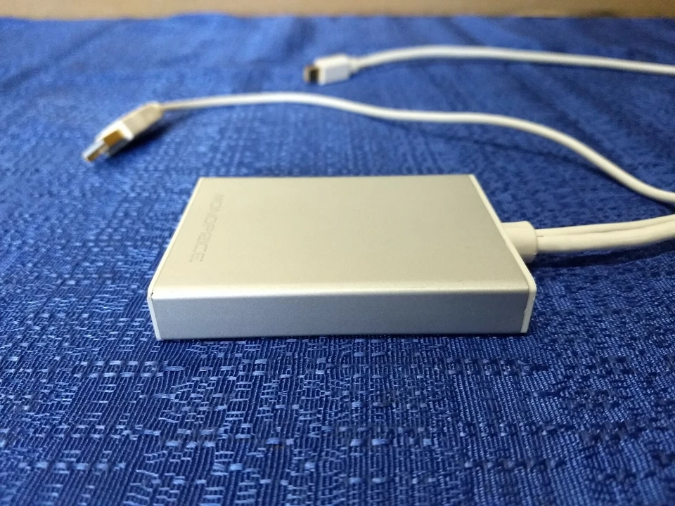 Monoprice Mini DisplayPort 1.1 + USB to Dual-Link DVI Adapter (6904) - Image 3 of 4