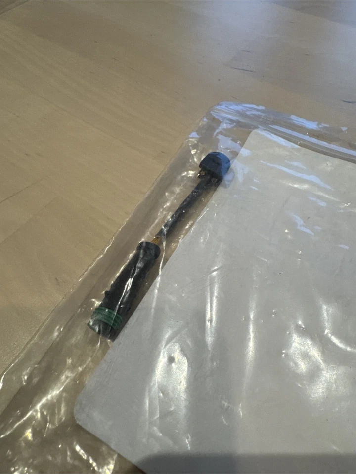 Bosch Brake Pad Wear Sensor Rear Axle VW Crafter Mercedes Sprinter 906 - Image 4 of 4