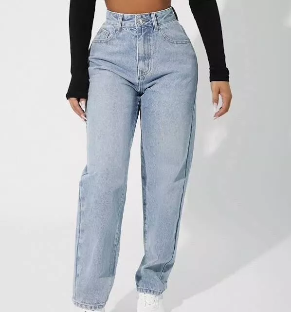 Quality women s moms jeans brand new size 8 light blue wash