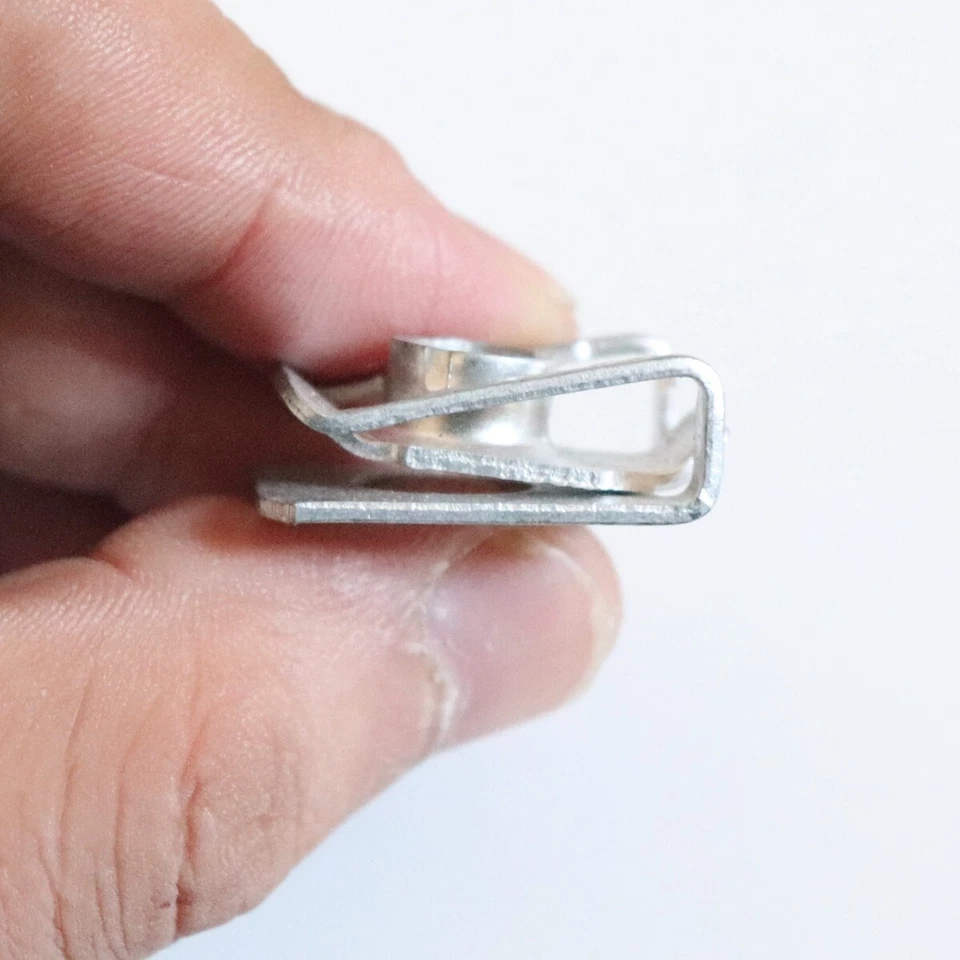 NEW 5pcs Genuine For Mercedes Spring-Thread Nut 0049941845 — 第 2/4 张图片