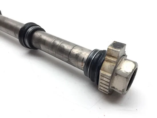 Eixo de roda traseira 2022 KTM 450 SXF 3348 - Imagem 3 de 4