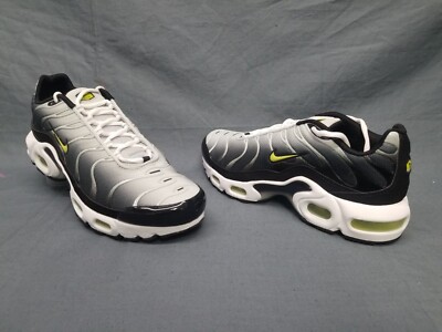 Nike Boys Air Max Plus (GS) Sneakers Black Bright Cactus Size 7 NEW NO BOX!