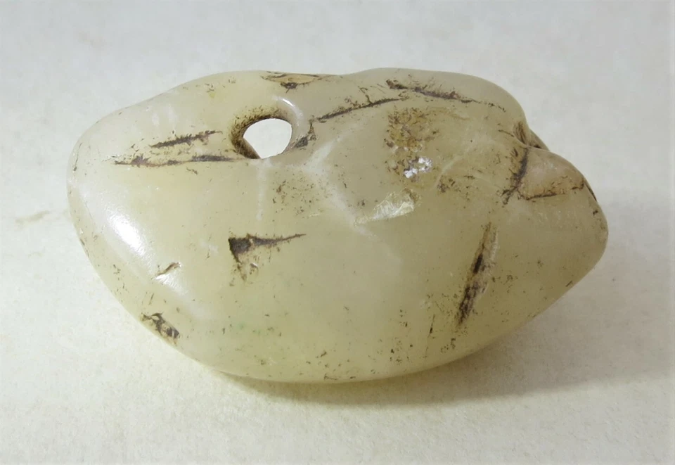 Dos colgantes antiguos de jade chino de animales Foto 4 de 4