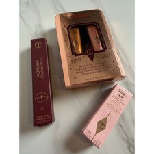 Lot Charlotte Tilbury Highlighter Wand, Pillow Talk Matte Lipstick, Parfum NEW