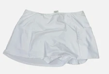 Women's White ELLEN TRACY Skort Size SMALL  NWOT