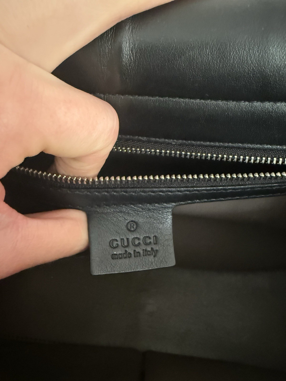 Authentic Gucci Interlocking GG Large Shoulder Cr… - image 14