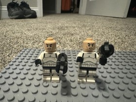 Two Lego Imperial Stormtroopers Star wars Rebels