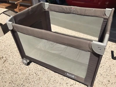 gumtree travel cot