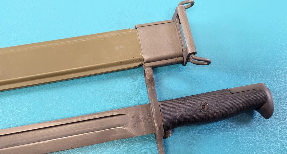 WW1 WWII US Model 1905 e1 RIA M1 Garand Wedge Knife Bayonet UFH + Sheath TR78 - Image 3 of 4