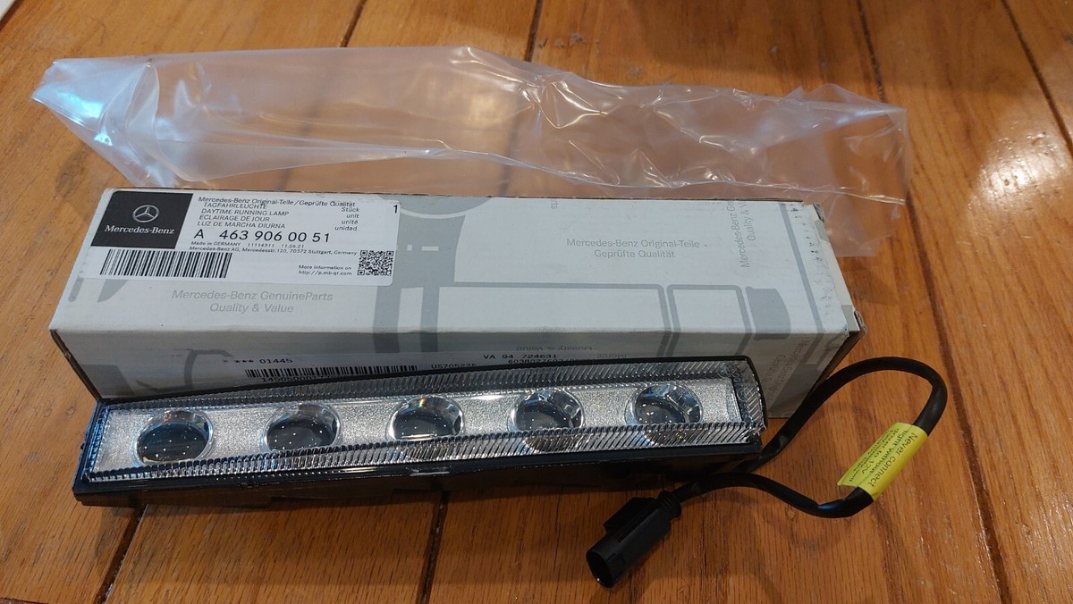 GMGK513E○専用 NEW OEM Mercedes Benz MB W463 G Wagon Daytime running/fog