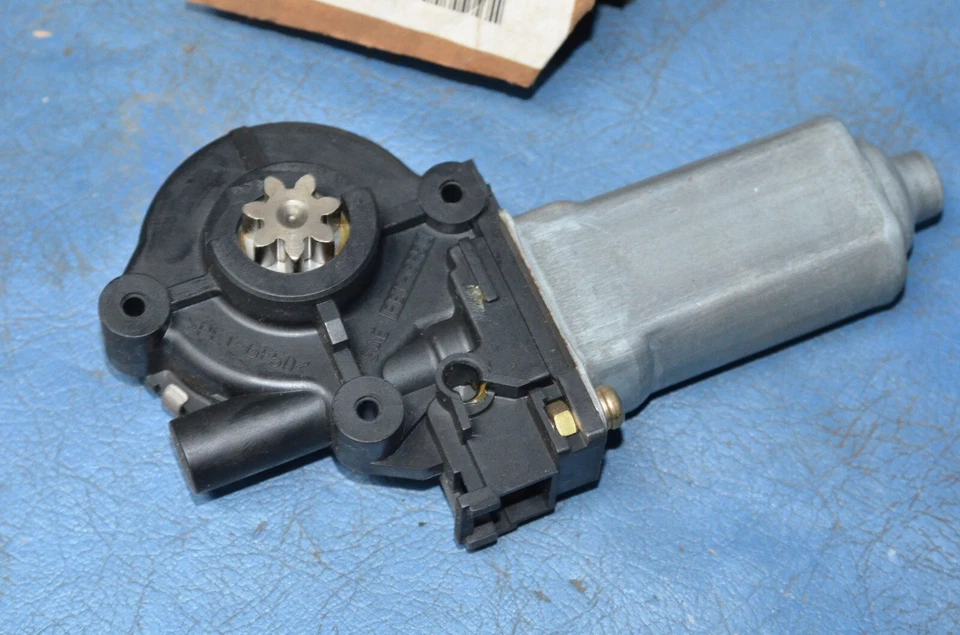 Nuevo de Lote Antiguo Chrysler 300M 1999-00 Motor Ventana Eléctrica Trasera Izquierda Concord Dodge Intrepid OE Foto 3 de 4