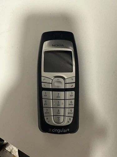 Nokia 6010- Blue (AT&T)- Not Working. Battery Is Dead