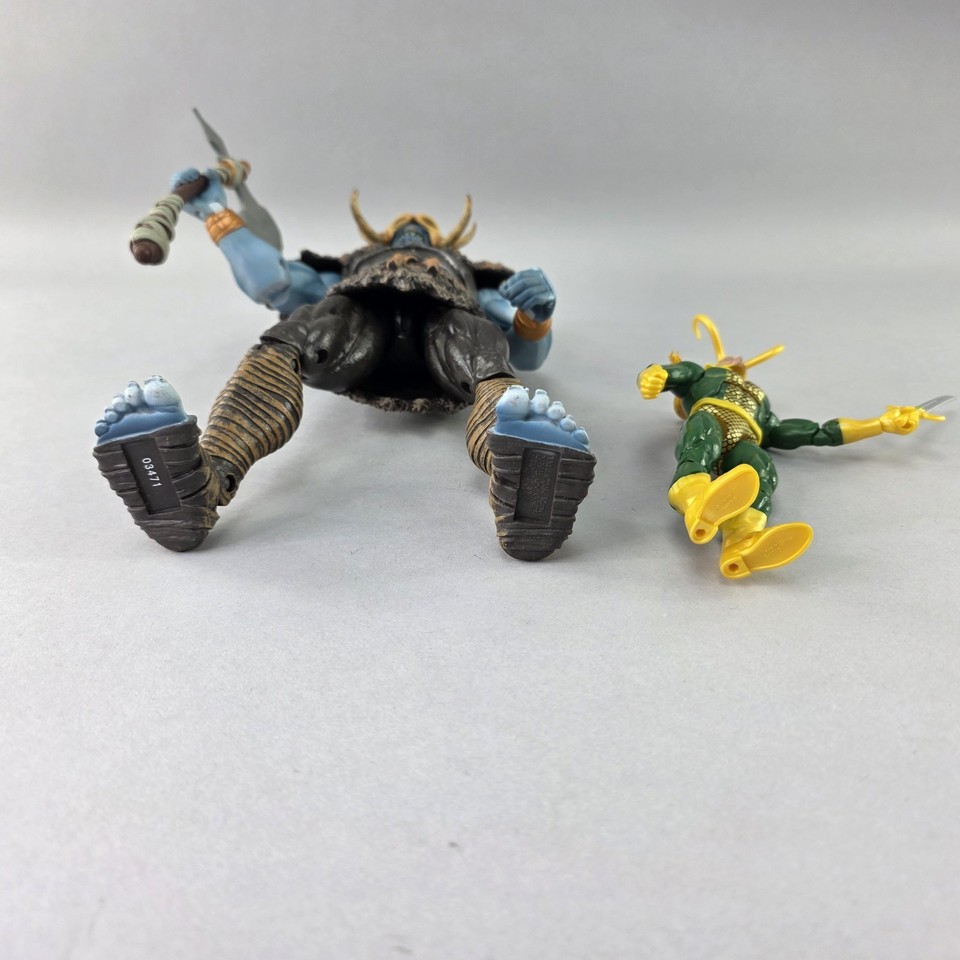 SAVAGE FROST GIANT Marvel Universe Masterworks LOKI Action Figure 19