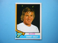 1974/75 O-PEE-CHEE NHL HOCKEY CARD #332 GARNET ACE BAILEY EX/NM SHARP!! OPC