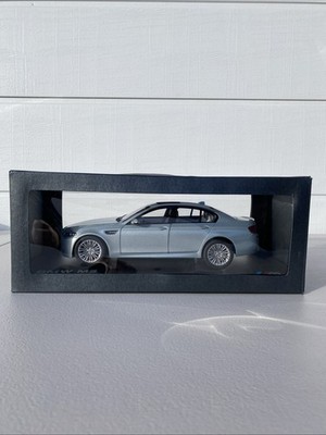 BMW F 10 M5 Maßstab 1:18 Modellauto Paragon Galleries Exclusive Silverstone II NEU