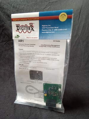 Digitrax Automatic Reverse Controller for One Reversing Section | NEW